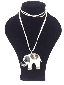 Halskjede med Elefant Krem (1 stk.)