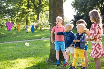 BS BUITENSPEEL – KASTESPILL MED DYRERUMPER I TRE (2 stk.)