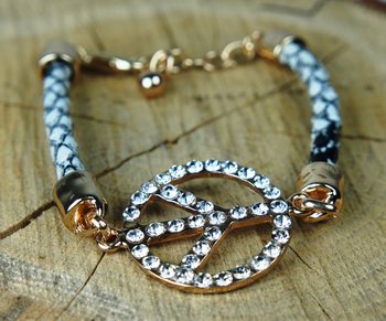 Ibiza-stil Armbånd med Peace-tegn Svart/Hvit (1 stk.)
