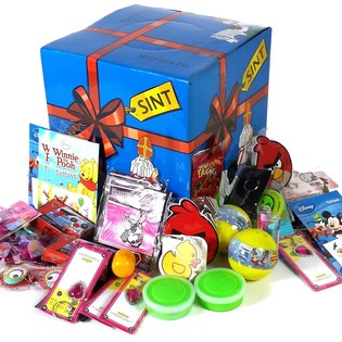 Sinterklaas / Sankt Nikolas Grabbelbox med 112 gaver