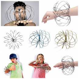 **RAGE 2018** Magic Rings / Flow Rings - Kinetisk 3D Magic Ring - MULTI COLOR | P&Aring; KORT (10 stk.)